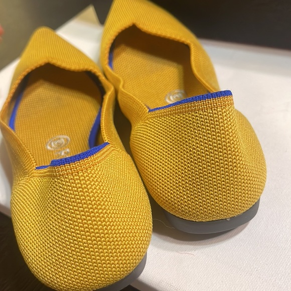 Womens size 7 Rothy’s flats - Picture 5 of 10